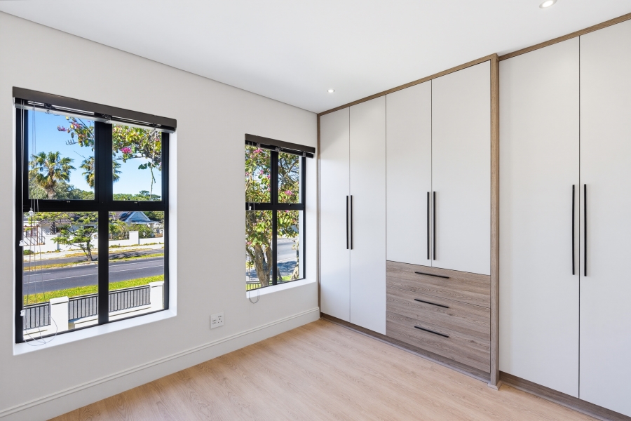 To Let 3 Bedroom Property for Rent in Pinelands Western Cape